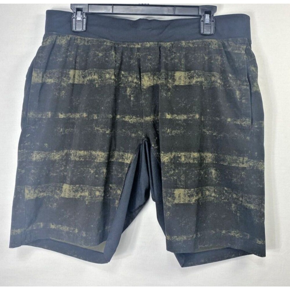 Lululemon Mens THE Shorts Lined Green Black Multicolor Pattern Size Large L/XL
